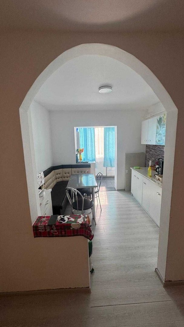 Soarelui | 2 Camere | Decomandat | Centrala proprie - Poză 2