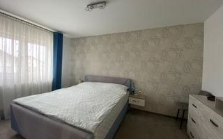 Casa tip duplex , pivnita, carport in Selimbar zona Brana - Poză 6