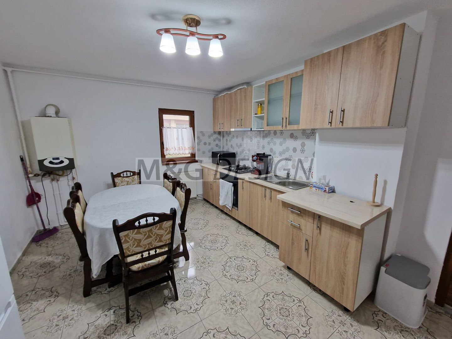 Apartament  camere Girocului etaj 2 cu centrala - Poză 4