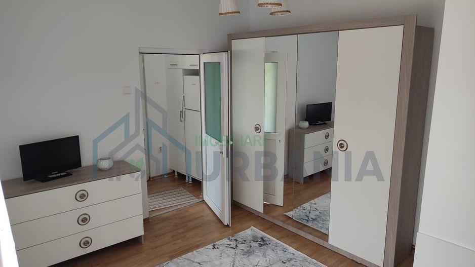 Apartament cu 1 camera la casa, zona centrala - Poză 1