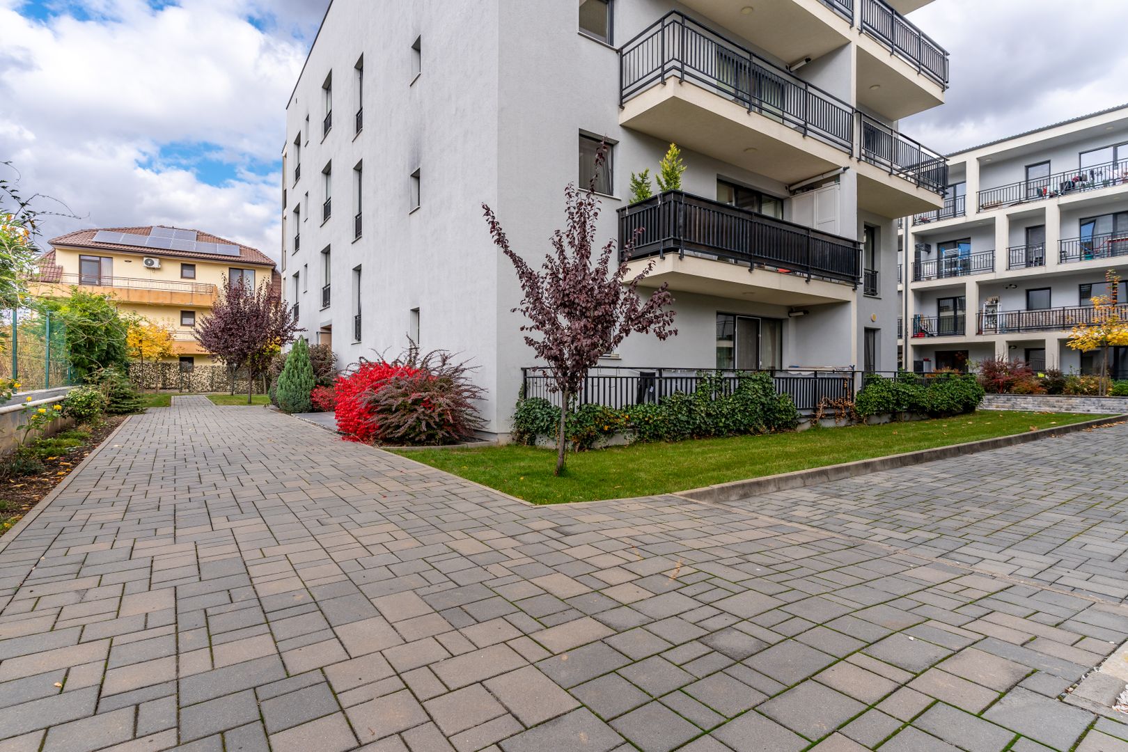 Apartament 2 camere, 55 mp + 2 balcoane, parcare, Aurel Gurghianu - Poză 1
