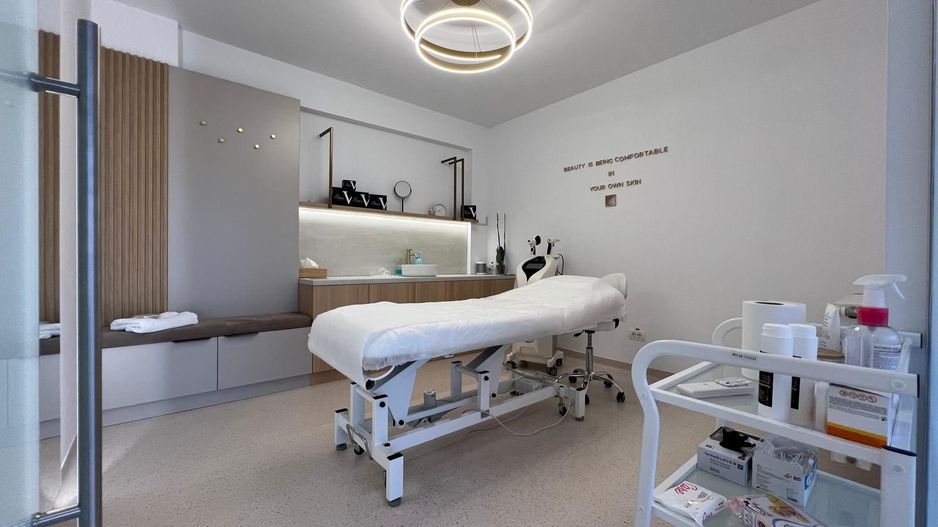 Spațiu comercial de vânzare – 247 mp utili, împărțiți în 2 unități - Poză 9