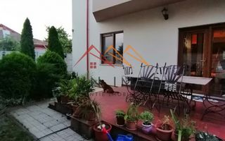 Vila P+E+M, an 2012, 6 camere, ultracentral, finisaje lux, Ploiesti,PH - Poză 12