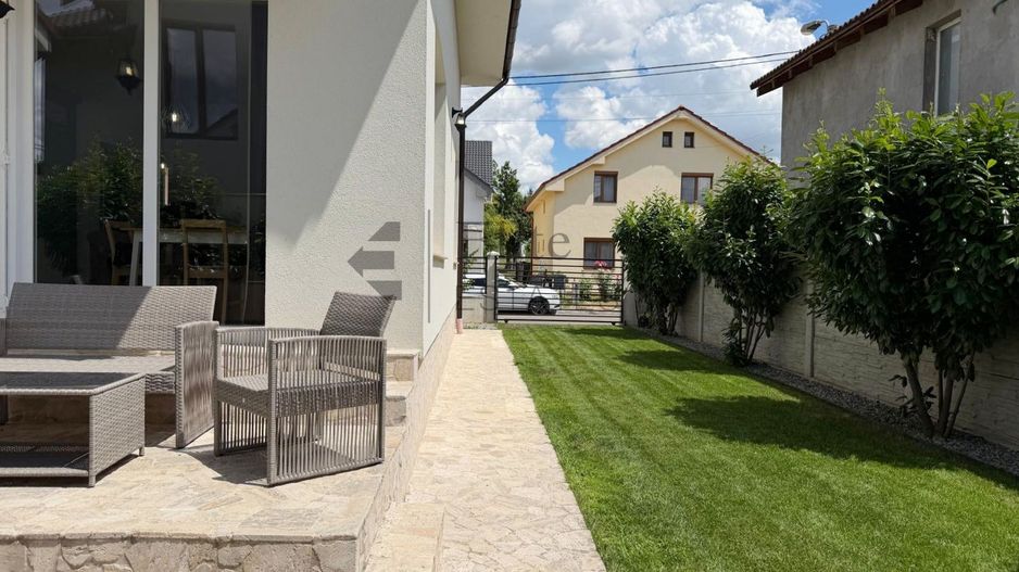 Casa cu 5 camere in Cartierul Tineretului | Prima inchirere - Poză 17