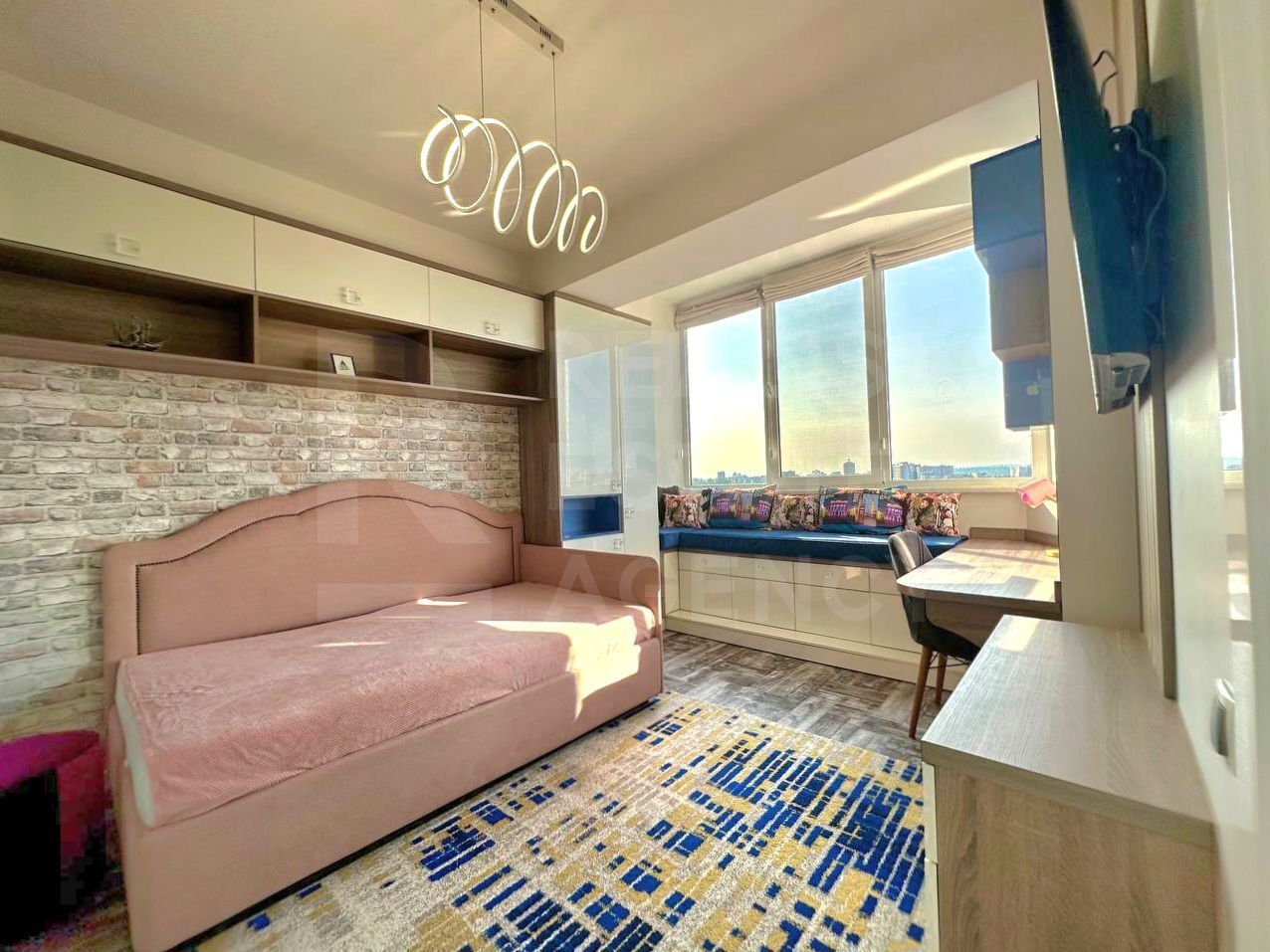 Chirie, apartament, 4 camere, bd. Decebal, sectorul Botanica - Poză 2