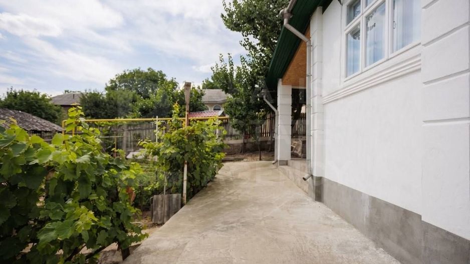 Vânzare, casă 96 mp + 7 aei, str. Ștefan cel Mare, Stășeni - Poză 2