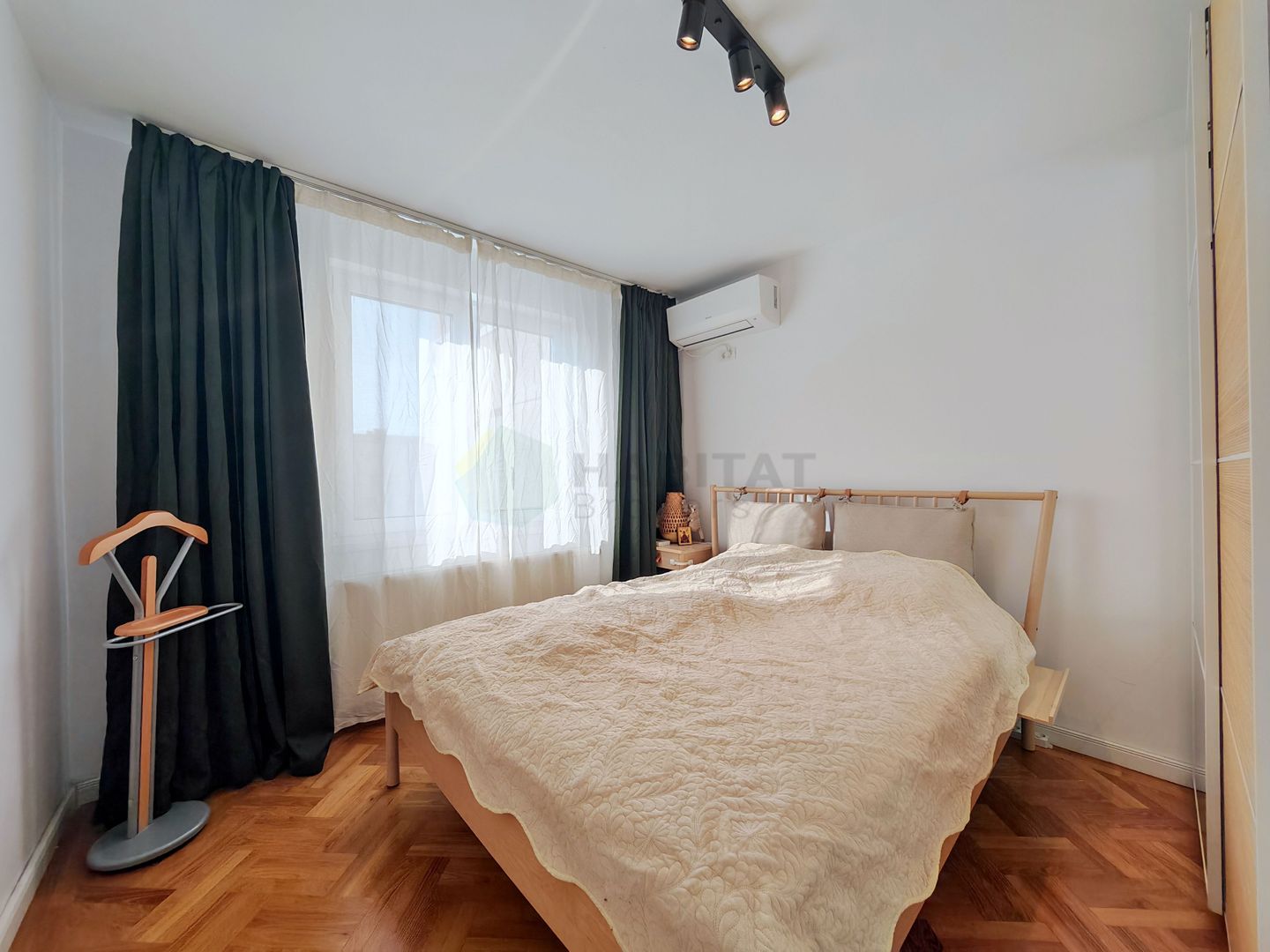 Un cămin la cheie, perfect pentru familia ta! - Poză 15
