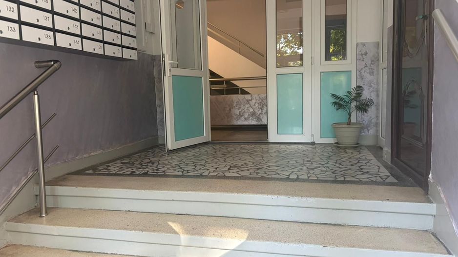 Apartament renovat cu doua camere semidecomandat, piata Domenii - Poză 9