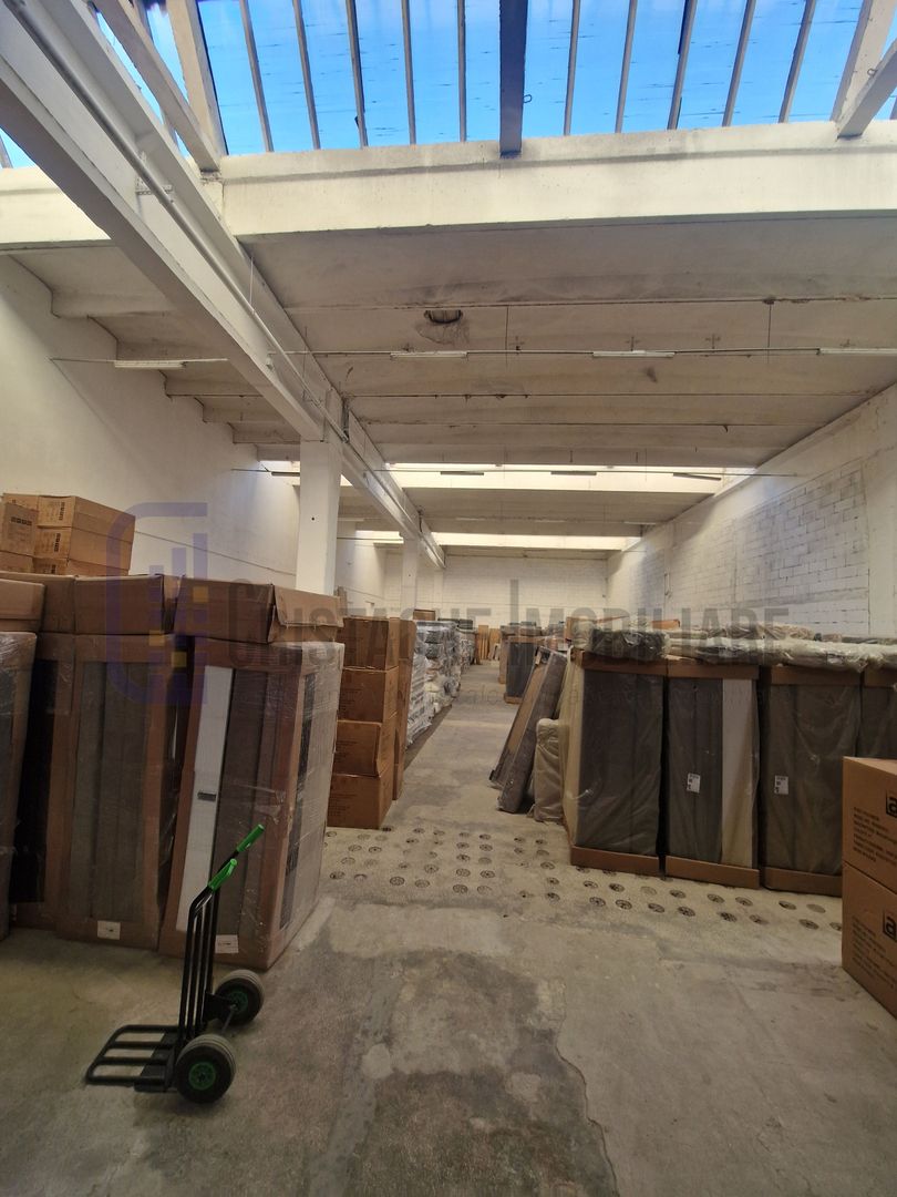 Spațiu versatil, parter, util 930 mp, inaltime 9 m - Poză 2