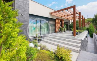 Vila cu piscina de vanzare - P+E str.Adevarului, Oradea - Poză 2