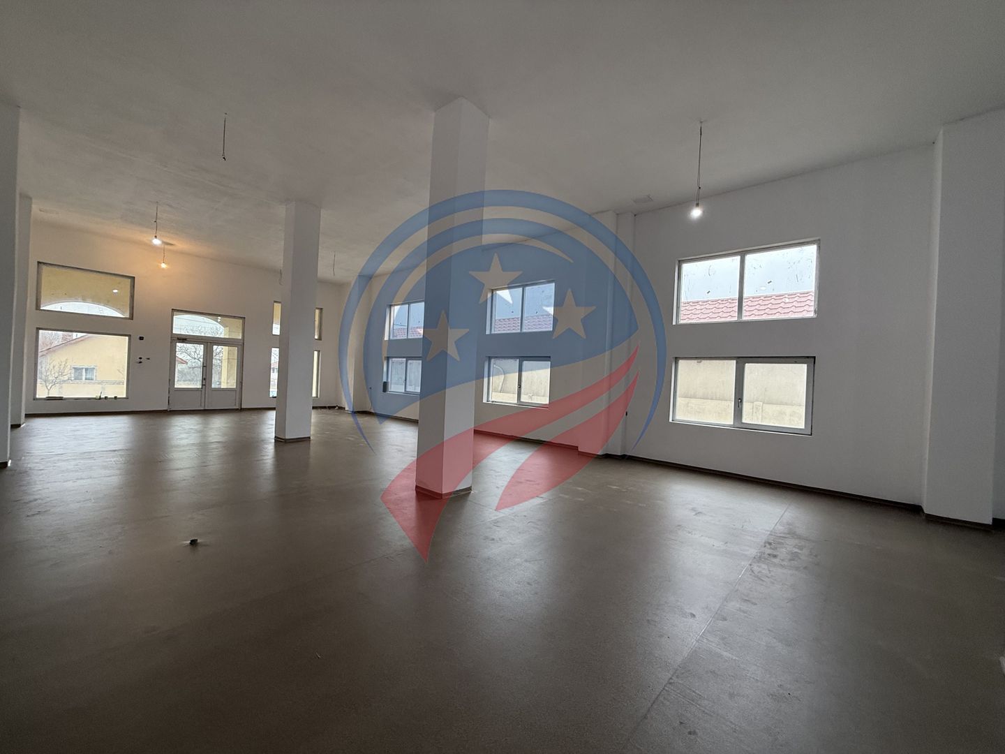 Spatiu comercial de inchiriat/Livezi/Dolj - Poză 5