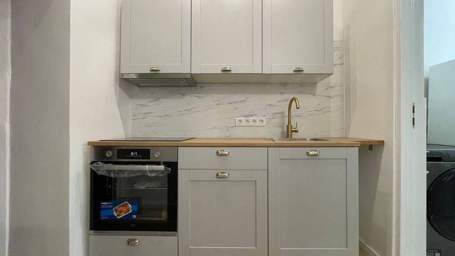 Investitie! Garsoniera  Republicii Zona UMF - Poză 5