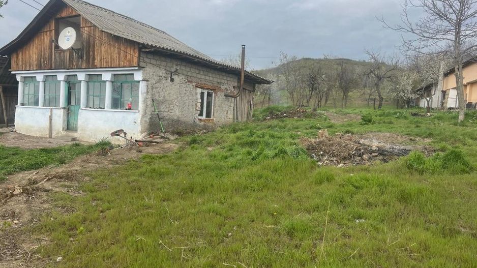 Teren intravilan 2.200 mp cu constructie existenta –Calinesti- Vranesti-Arges! - Poză 5
