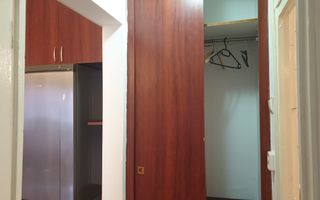 Vând apartament 2 camere,  comfort 1,zona 9 mai - Poză 4