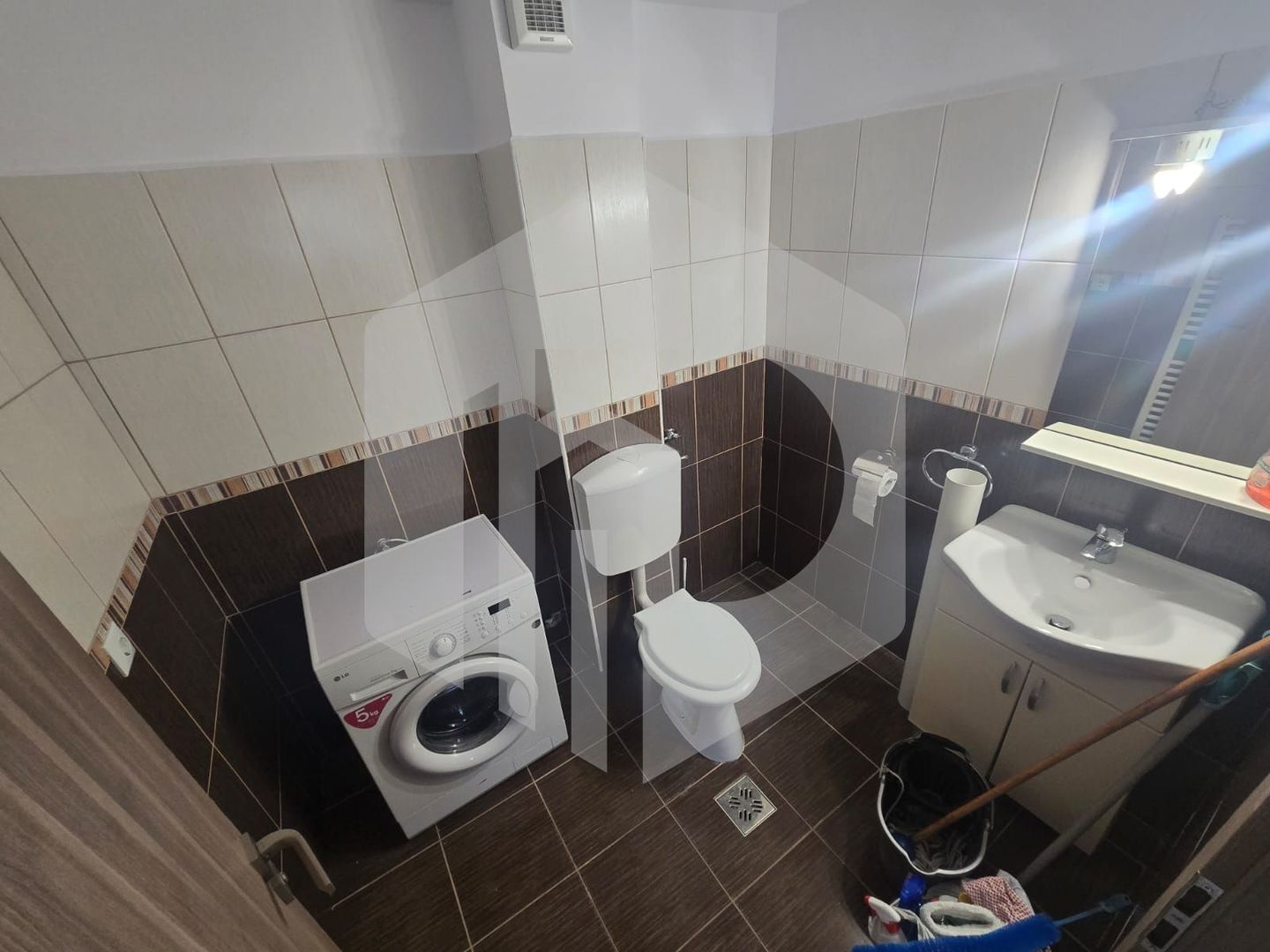 Apartament modern 3 camere 2 bai Strada Oituz - Poză 12