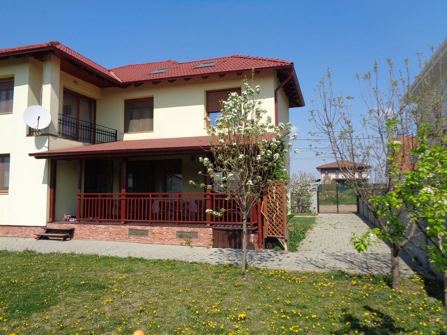 Calduroasa si primitoare - Poză 3