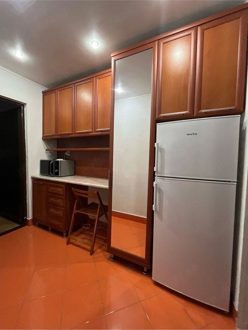 De inchiriat apartament 1 camera faleza Dunarii, et. 9, 1400 lei - Poză 3