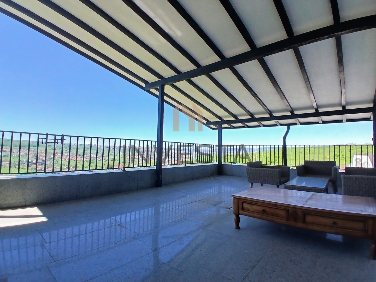 Casa de inchiriat cu panorama de exceptie in Borhanci! - Poză 3