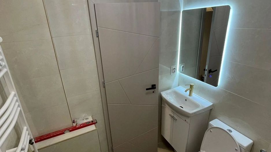 Garsonieră 30 mp, bloc istoric, vedere parc – Brezoianu Cişmigiu - Poză 3