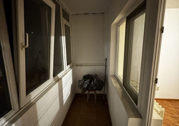 APARTAMENT  SPATIOS  ZONA IANCULUI - Poză 4