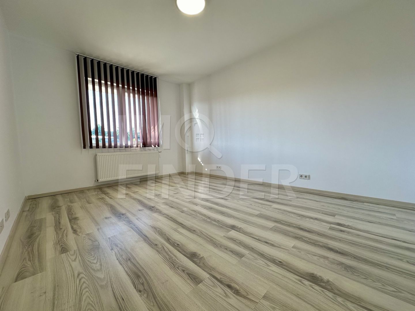 Vanzare apartament 4 camere, Europa, 116 mp ultrafinisat, imobil nou - Poză 7