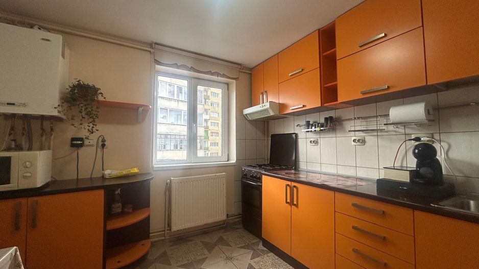 Apartament 3 camere mobilat utilat - Aleea Biruintei - Poză 4