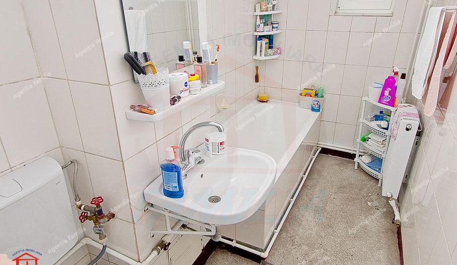 Vand/schimb apartament 4 camere, Micro 17, 98 mp, 120.000 EURO - Poză 13