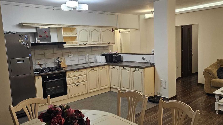 Apartament 4 camere zona Victoria - Ultramodern - TERMEN LUNG - Poză 2