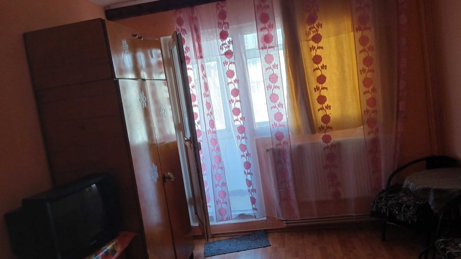 🏡 Apartament 2 camere cu 2 balcoane, etaj 2, Bd. Siderurgiștilor - Poză 1
