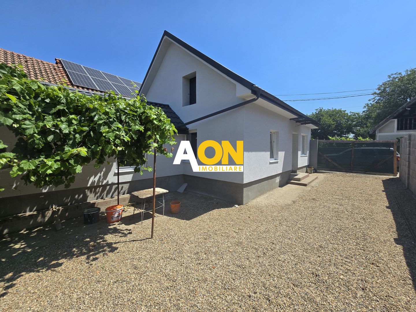 Casa 3 camere, recent renovata, 508 mp teren, zona Partos - Poză 1