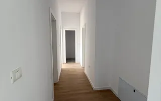 Duplex Mosnita Noua-finisat, curte amenajata - Poză 11