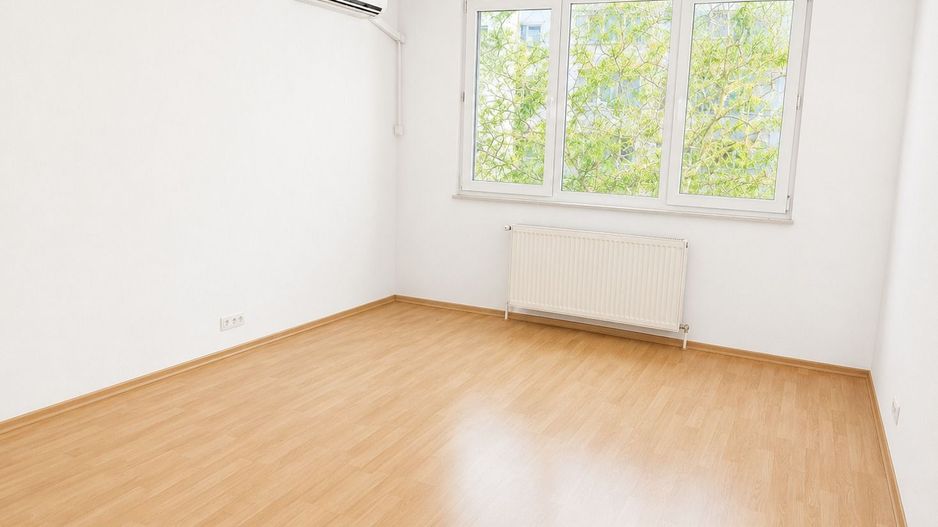 Apartament de 3 camere, decomandat, zona Politehnica - Poză 2