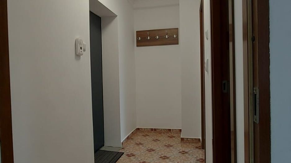 Garsonieră de închiriat parc milia Câmpina Ultracentral 42 mp - Poză 9