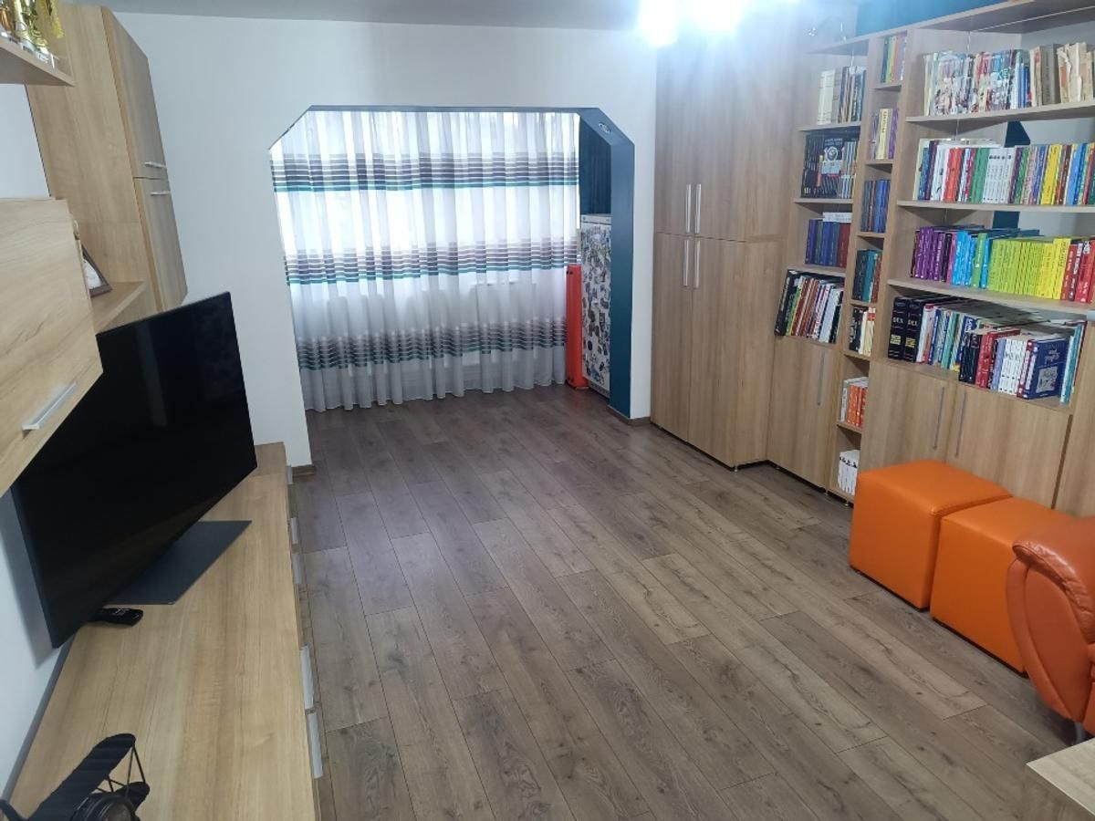 Lipovei | 4 Camere | Decomadat | Etaj Intermediar | Mobilat si Utilat - Poză 2