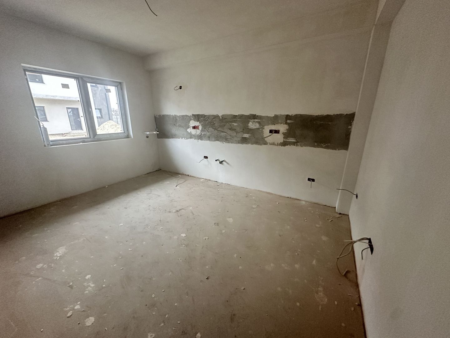 CASA INSIRUITA - BRAGADIRU 4 CAMERE, TOATE UTILITATILE, COMISION 0% - Poză 8