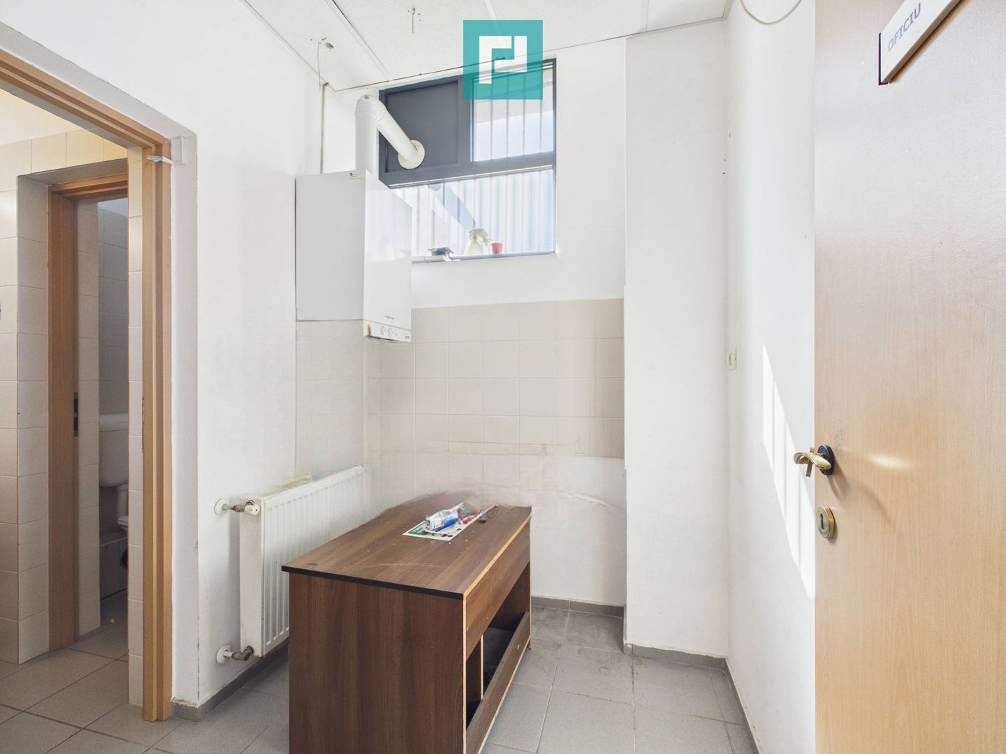 Spațiu  Comercial Zona Soarelui Bulevardul Sudului - Poză 7