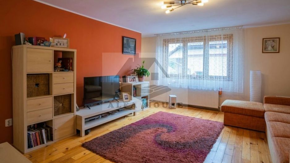 Casa individuala Sacele, 250 mp + 40 mp garaj + 556 mp curte - Poză 8