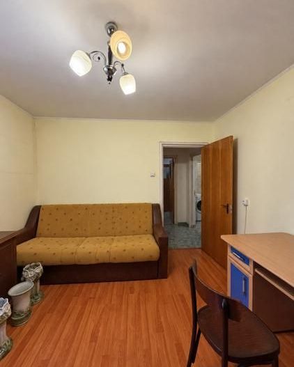 Vanzare Apartament 2 camere, 46 mp utili + lbalcon bloc 1970, Drumul Taberei - Poză 1