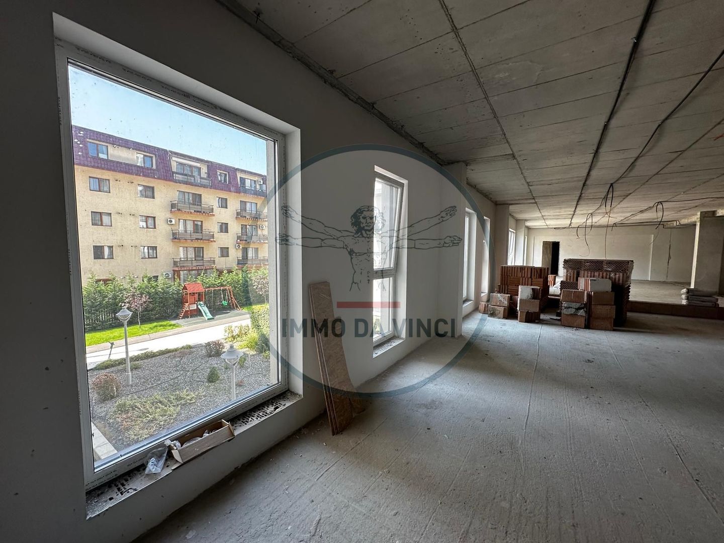 Spatii birouri 142mp si 194mp Marasti Iulius Mall finisaje la cerere - Poză 22