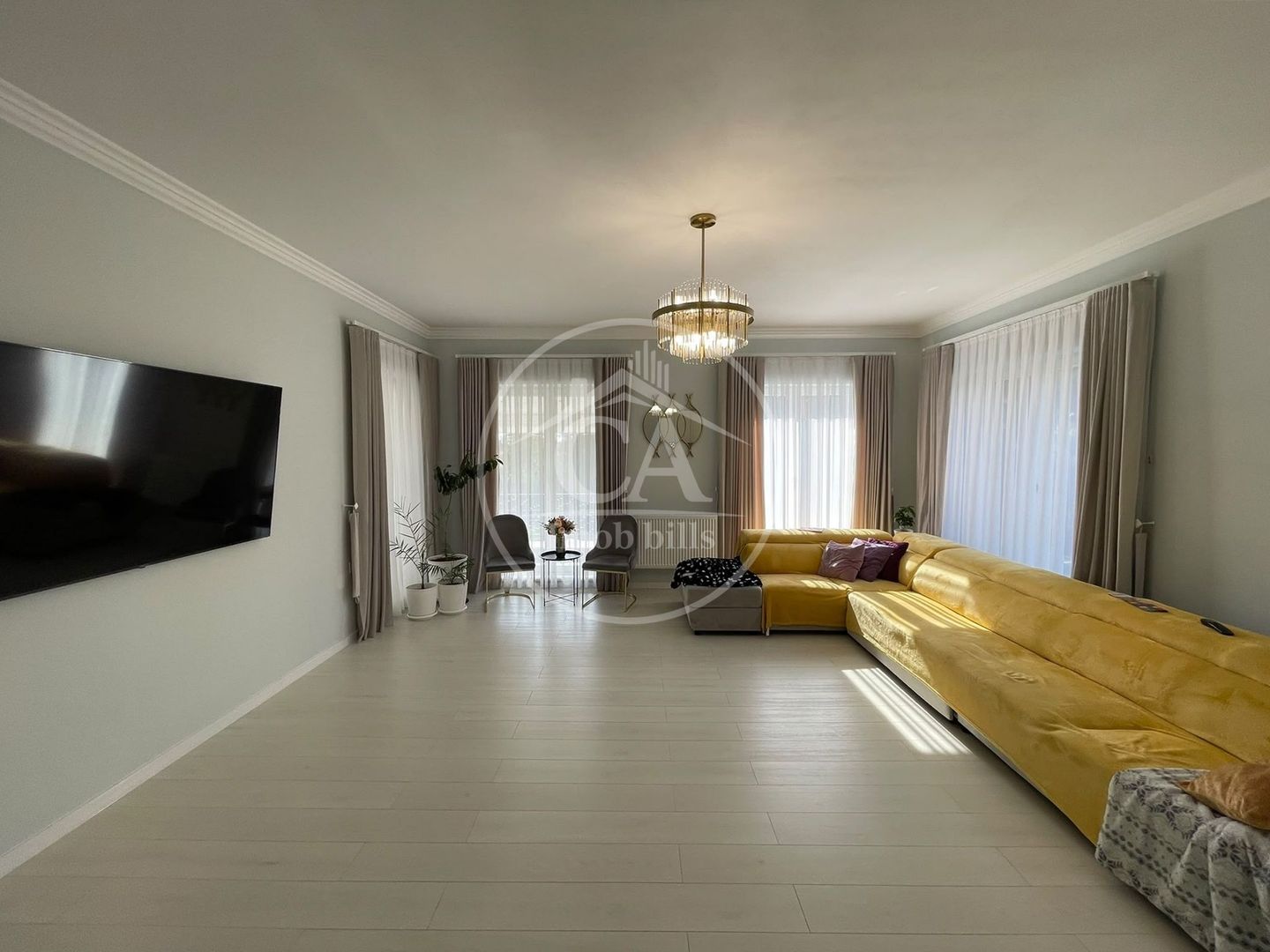 Casa de vanzare cu 10 camere in Santandrei, Bihor - Poză 24