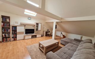 Casă cu teren generos pretabila pentru afacere - Poză 23