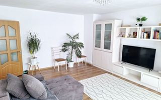 Apartament ETAJ 1 cu 3 camere, CARPATI 2 - Poză 1