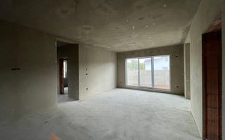 Duplex cu 3 camere foarte bine compartimentat |Moșnița Nouă| - Poză 2