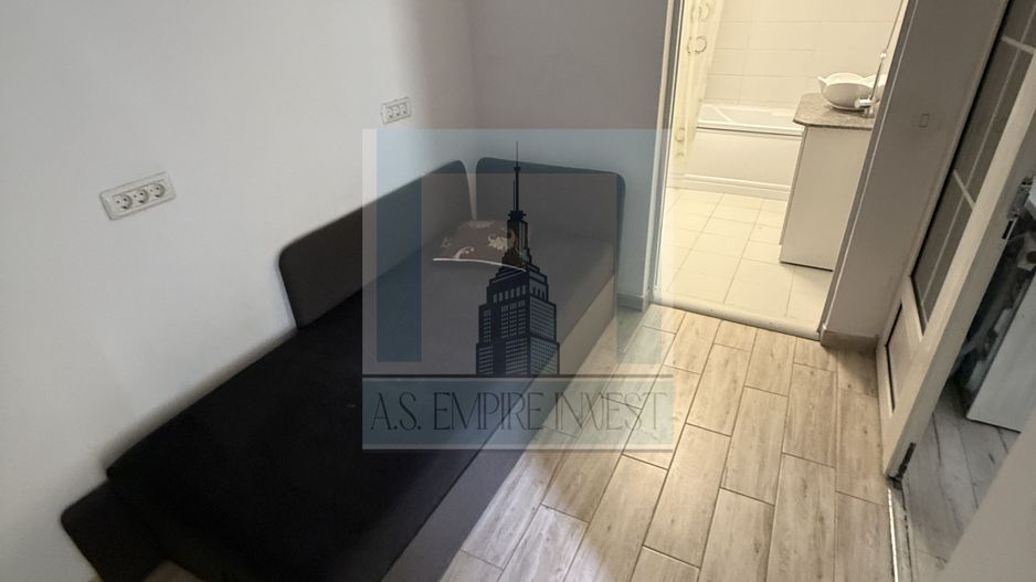Casa 10 camere, 5 bai, 380 mp teren - zona Astra - Poză 17