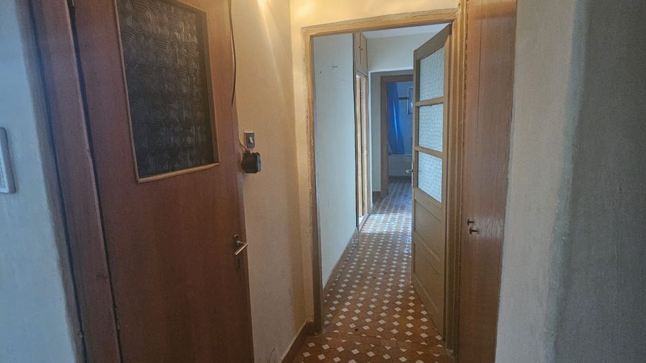 Apartament spațios 3 camere, 2 băi și 2 balcoane – Craiovei, Gh. Doja - Poză 14