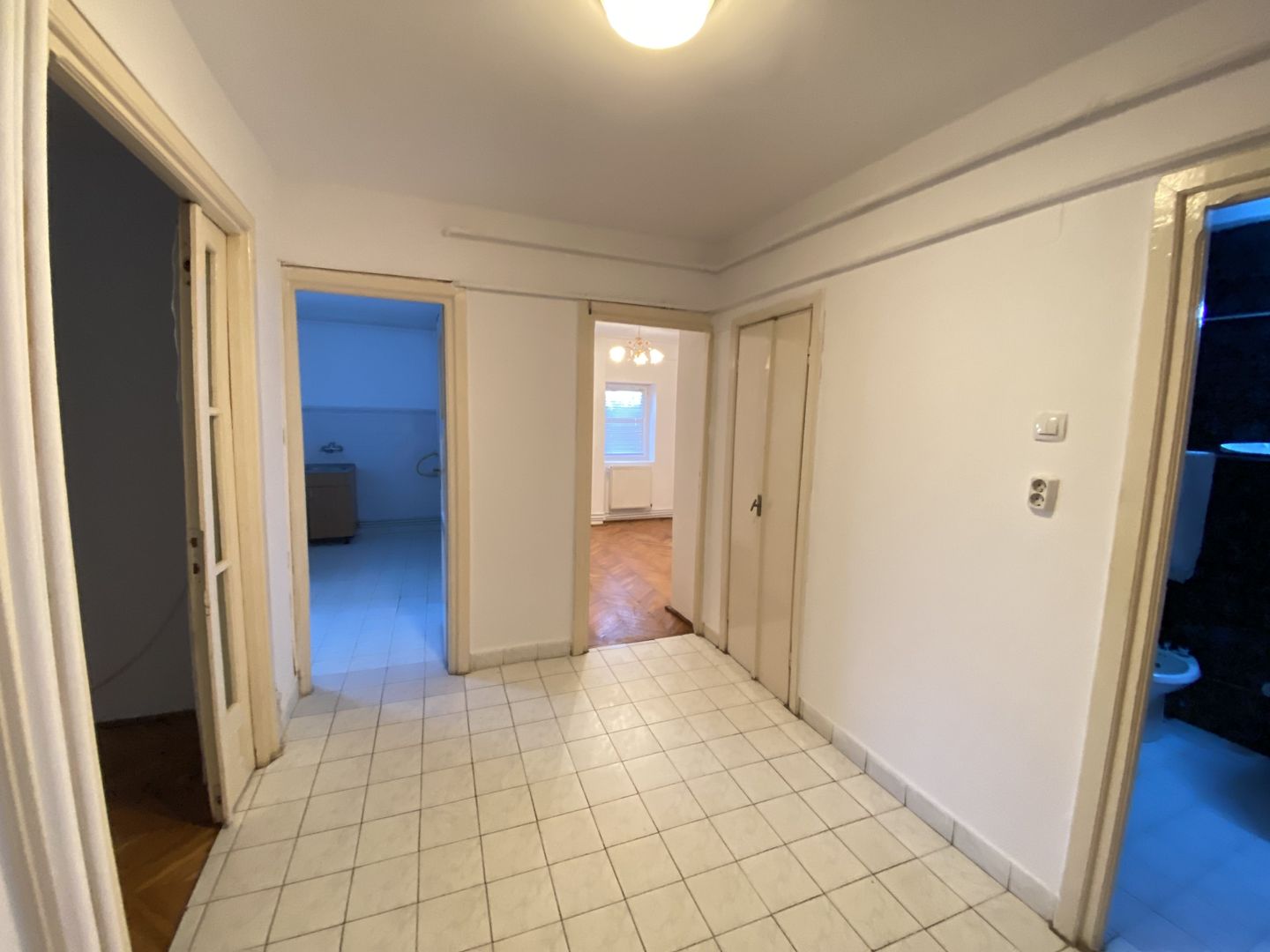 Apartament 2 Camere, Decomandate, Etaj 1, Centrala, Fabric, Comision 0 - Poză 6