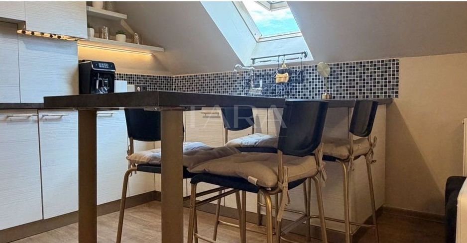 Apartament 3 camere decomandat, renovat complet, parcare și pod. - Poză 3