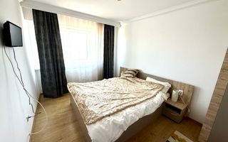 De vanzare apartament 2 camere, vedere superba Cetatea Alba Carolina - Poză 3