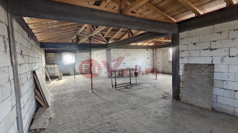 Casa la rosu Bariera Traian, teren 896 mp, COMISION 0% - Poză 7
