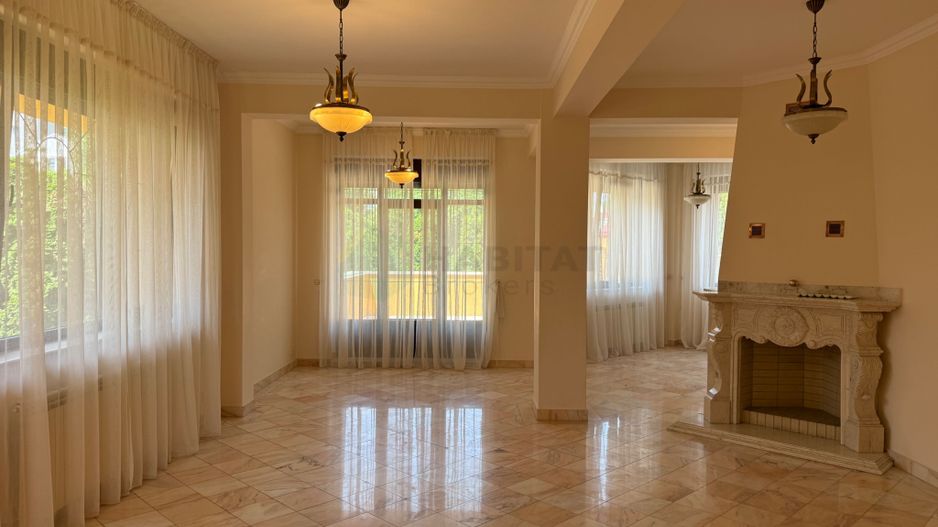 Vila 9 camere cu piscina si teren de 1.000 mp - Poză 13